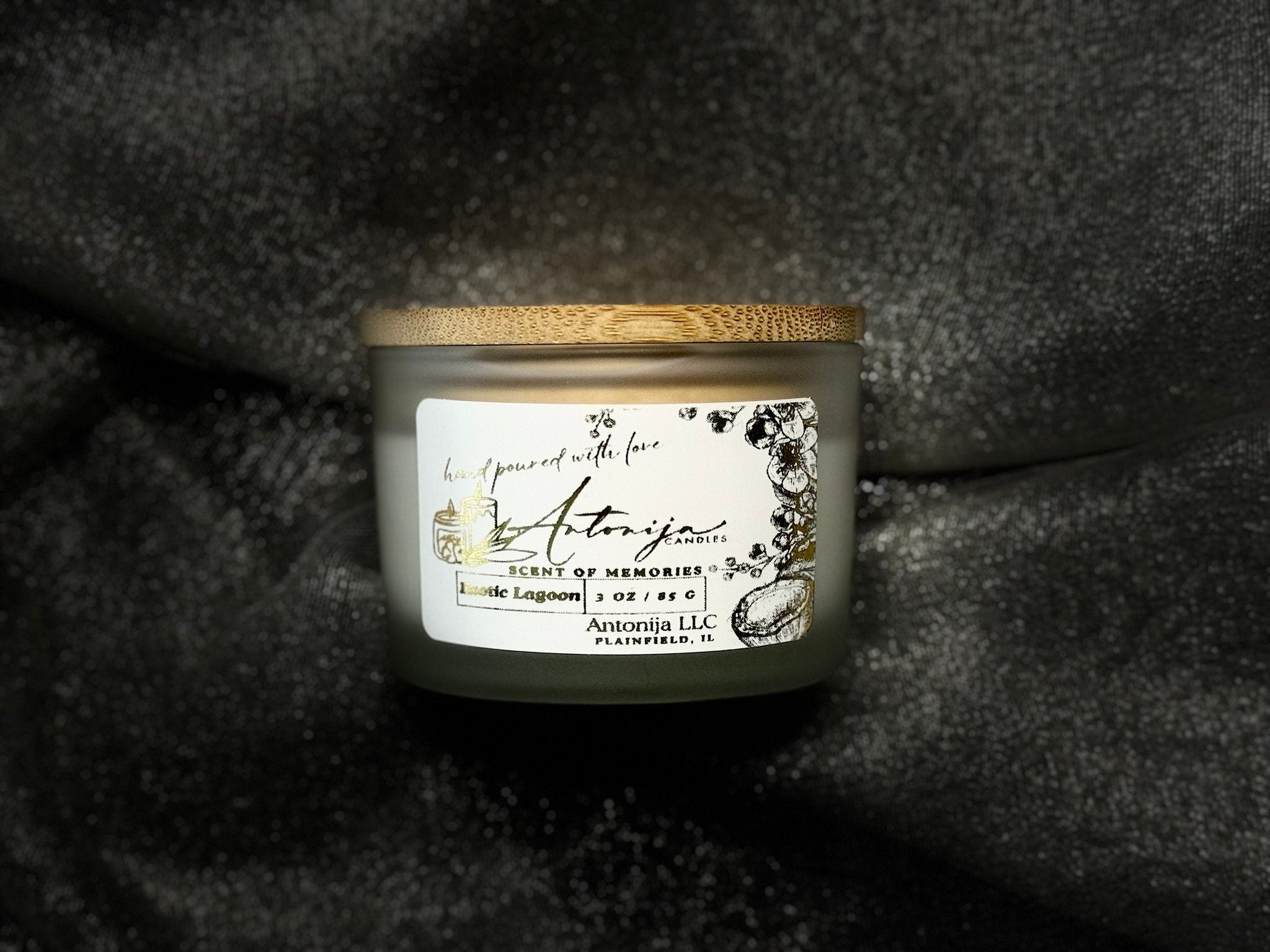 EXOTIC LAGOON - Petite Candle - 3oz