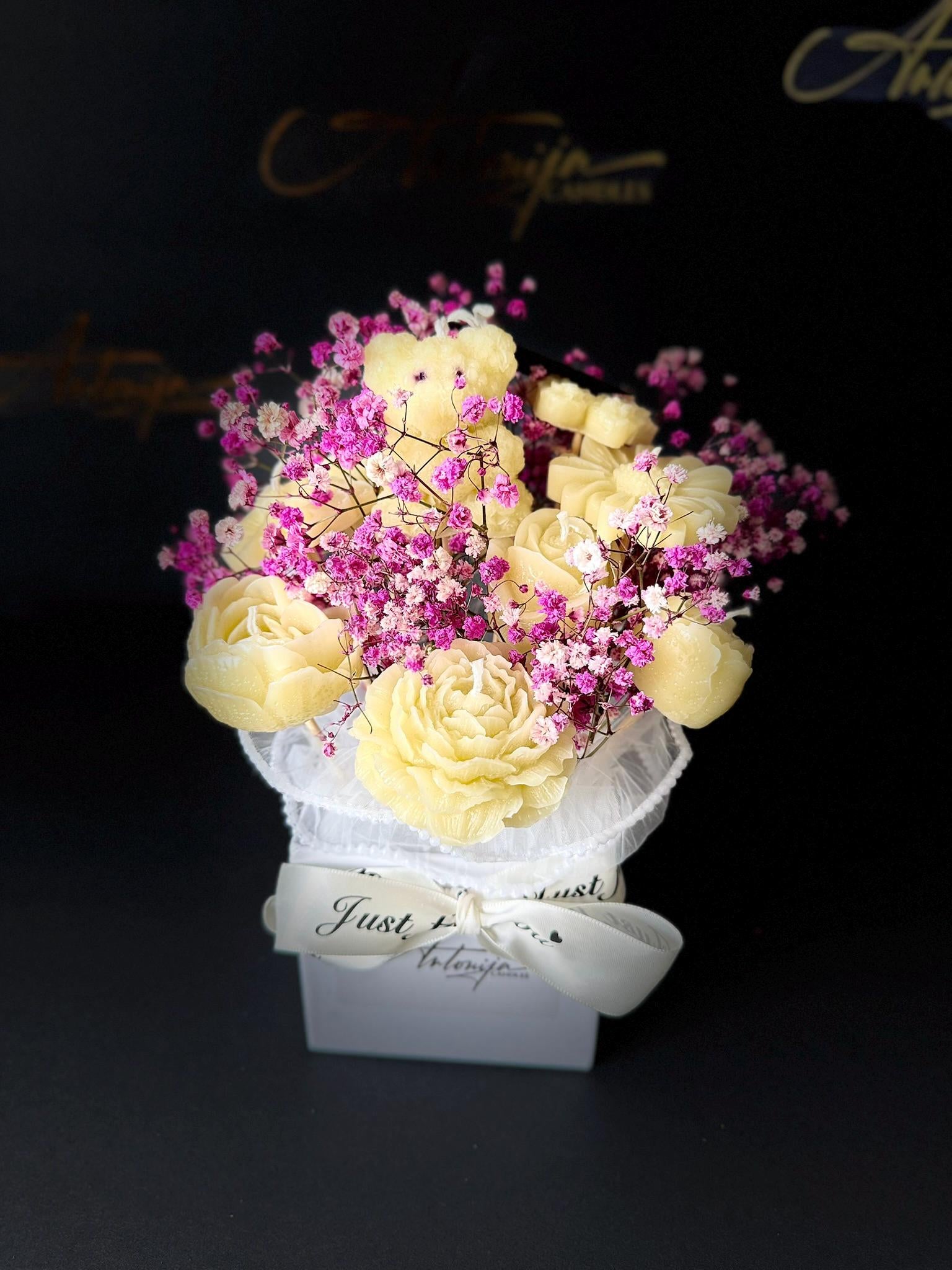 BEESWAX CANDLE BOUQUET