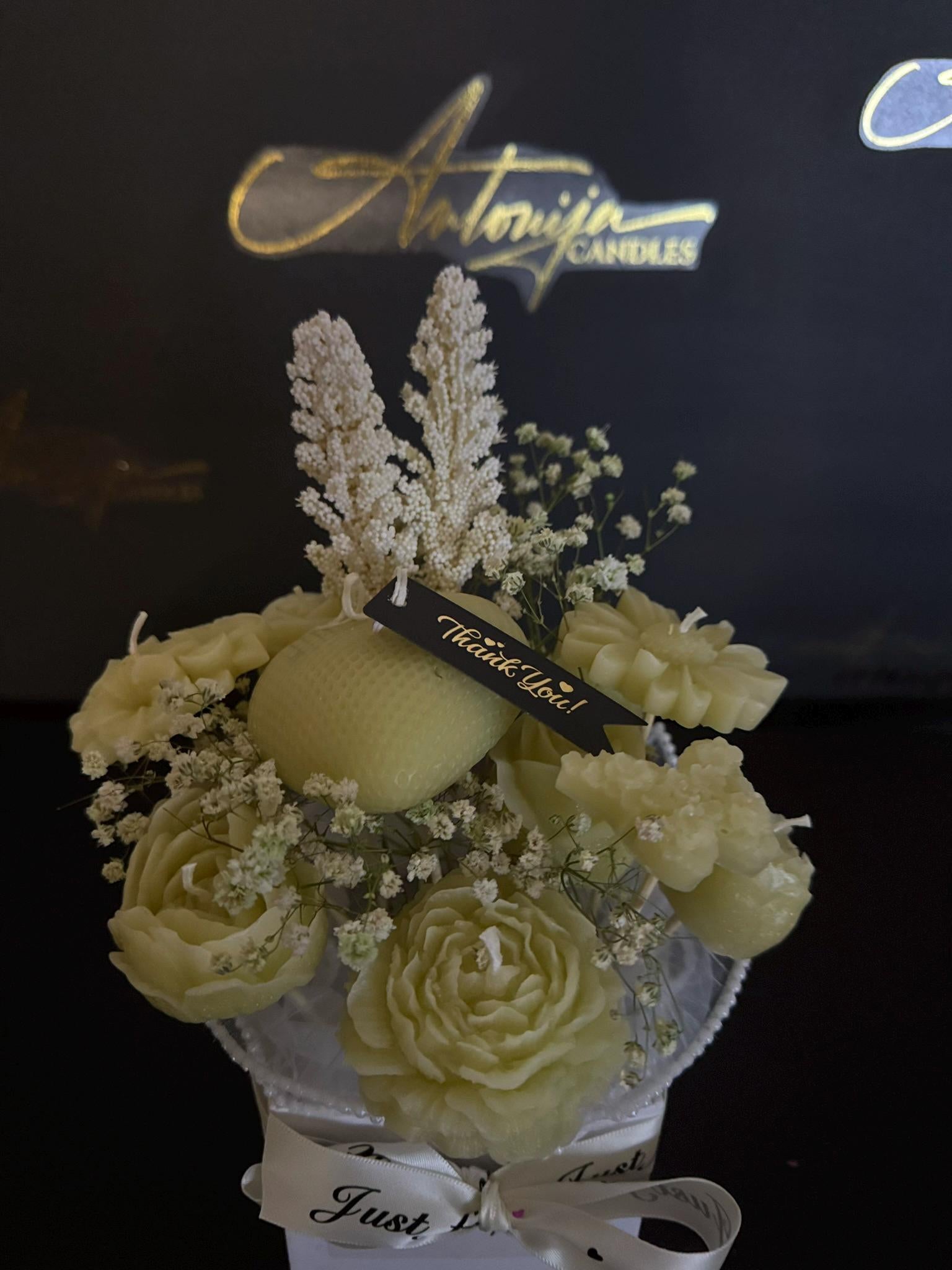 BEESWAX CANDLE BOUQUET