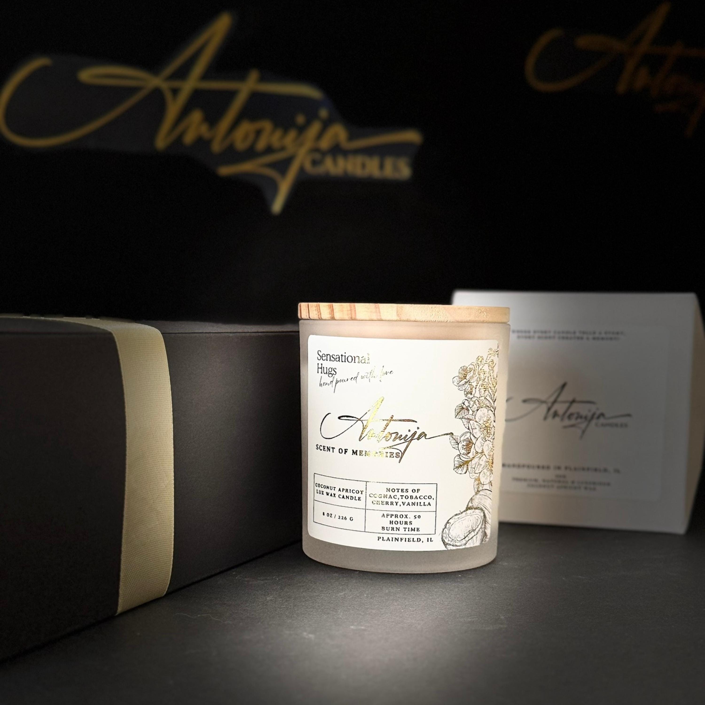 SENSATIONAL HUGS Candle